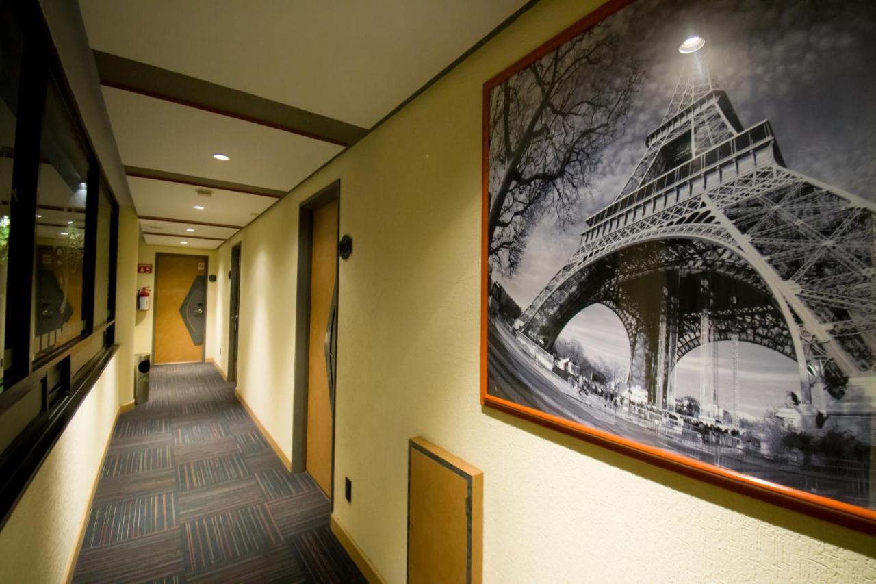 Hotel Catalina เม็กซิโกซิตี้ ภายนอก รูปภาพ