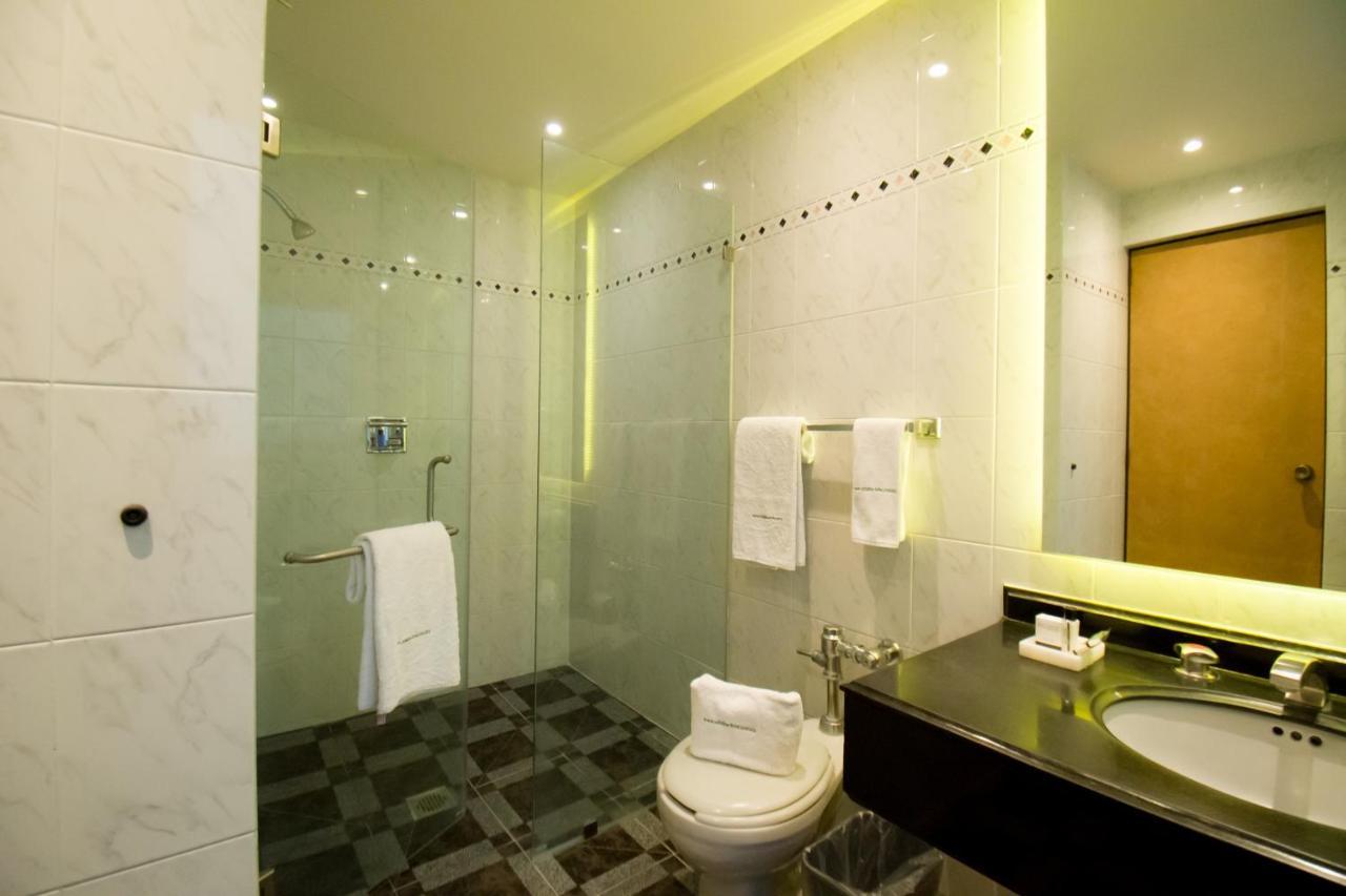 Hotel Catalina เม็กซิโกซิตี้ ภายนอก รูปภาพ